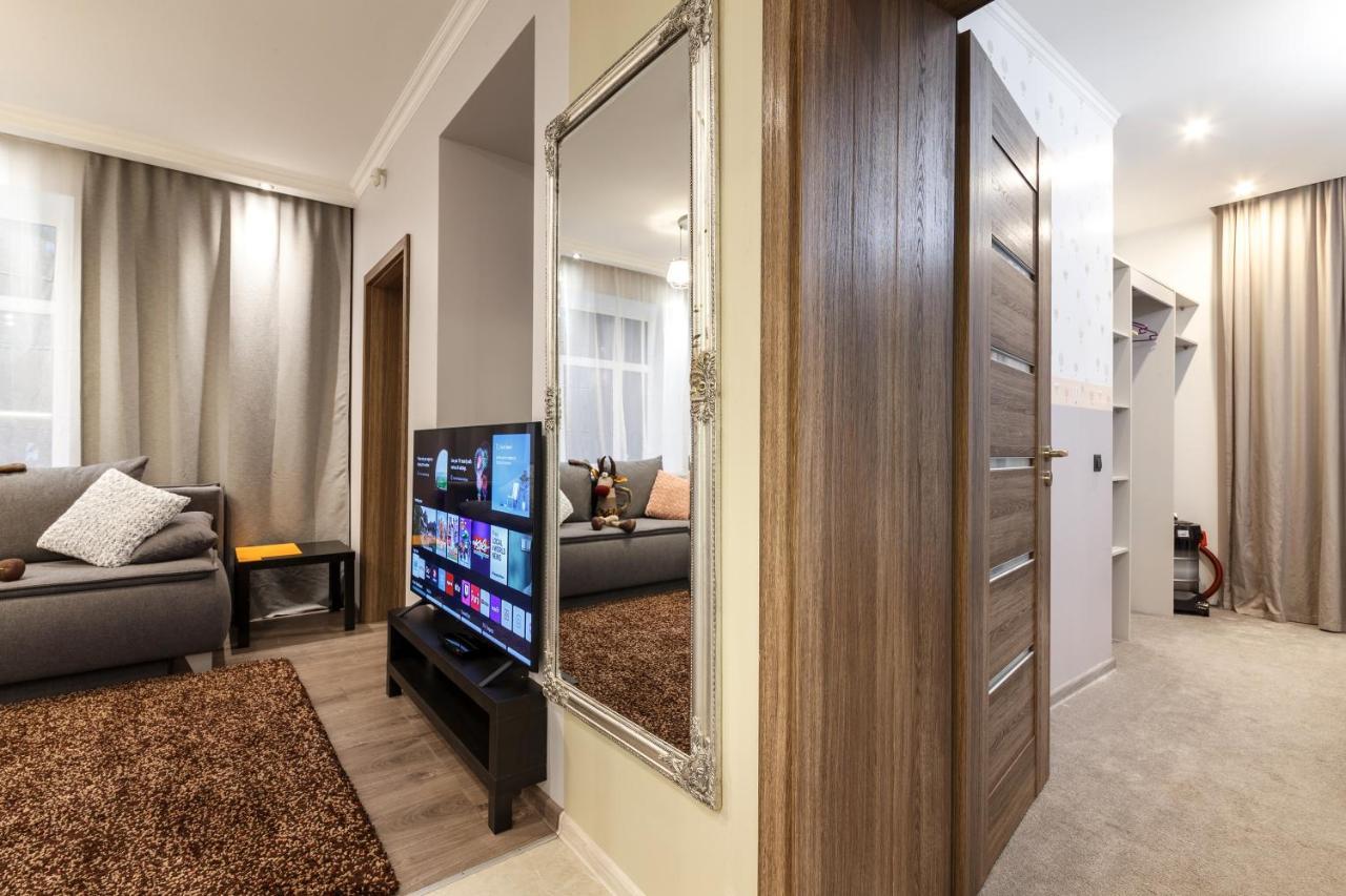 Parkcosylux Two Bedrooms Apart Free Parking Riga Dış mekan fotoğraf
